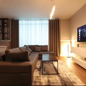  Apartment Grandstay